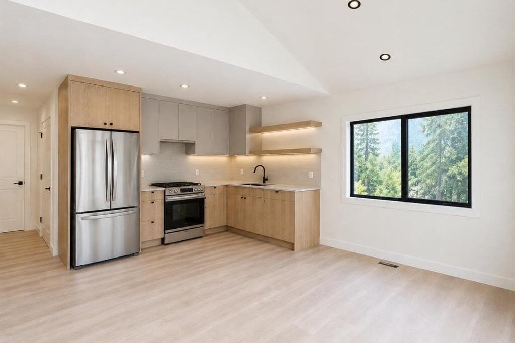 Modern kitchen inside the suite